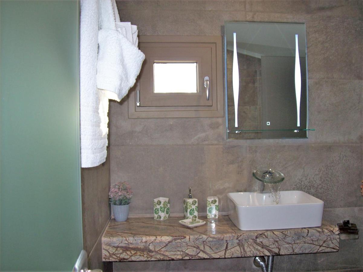 Appartement Sea Breeze 2 à Limenaria  Extérieur photo
