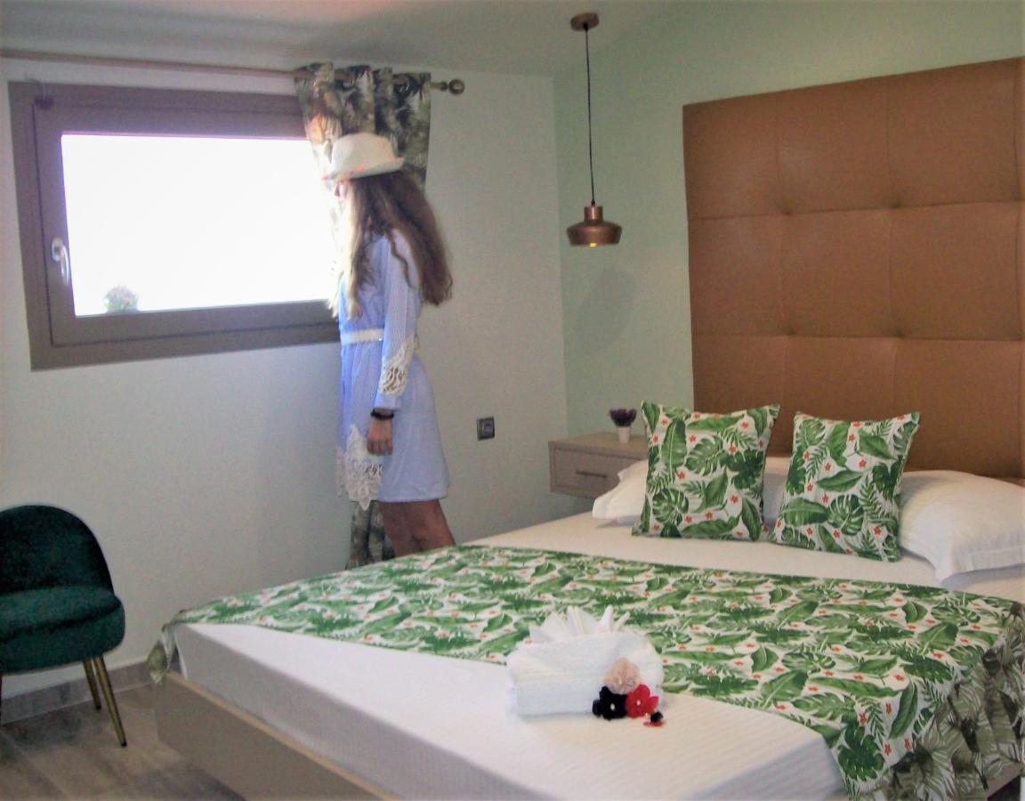 Appartement Sea Breeze 2 à Limenaria  Extérieur photo