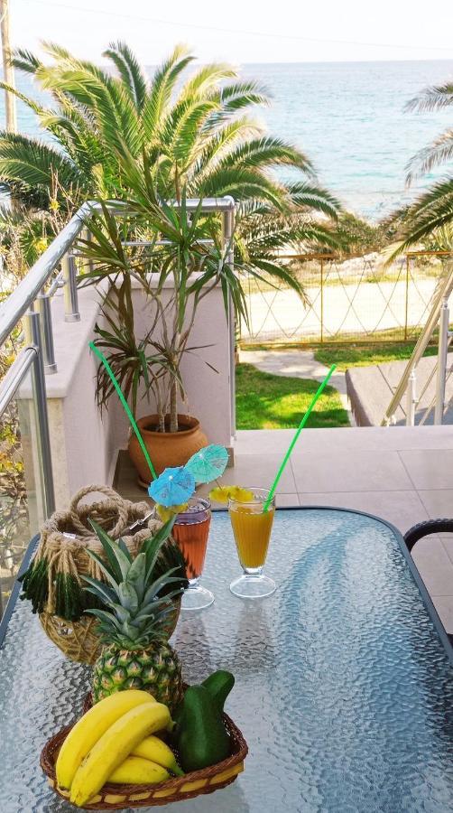 Appartement Sea Breeze 2 à Limenaria  Extérieur photo