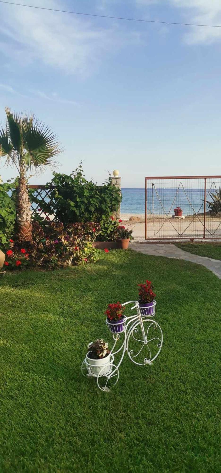 Appartement Sea Breeze 2 à Limenaria  Extérieur photo